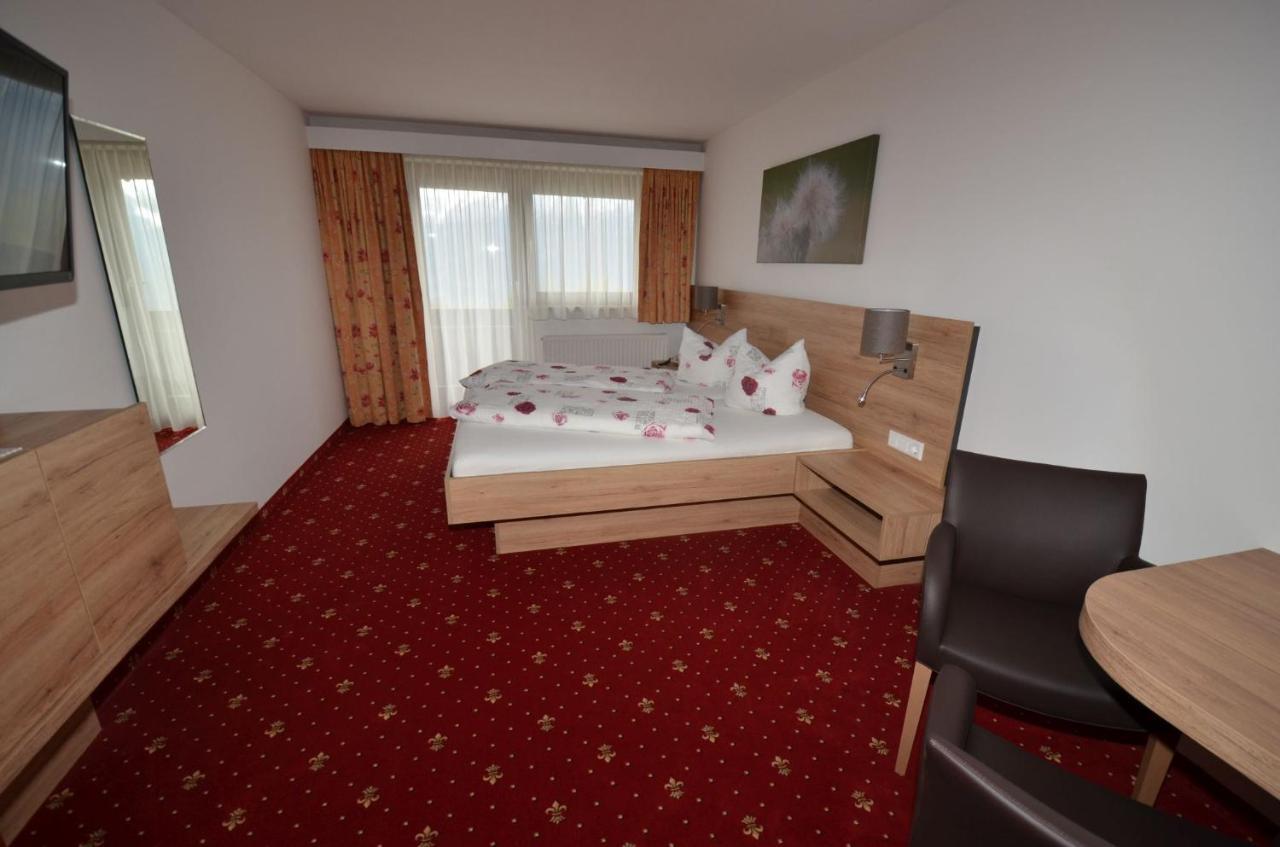 Pension Spiegl Seefeld in Tirol Extérieur photo